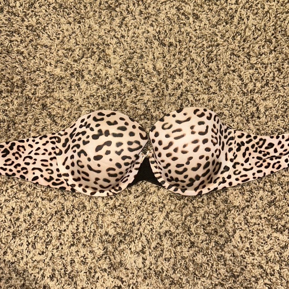 Victoria Secret Strapless Bra